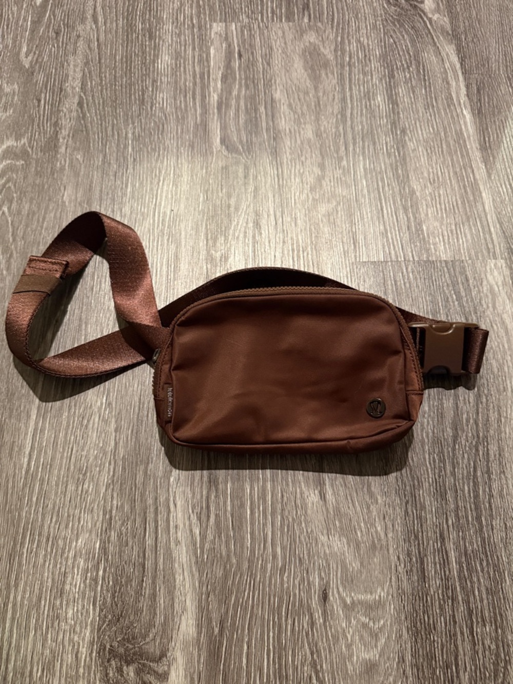 Lululemon Everywhere belt bag 1L long strap